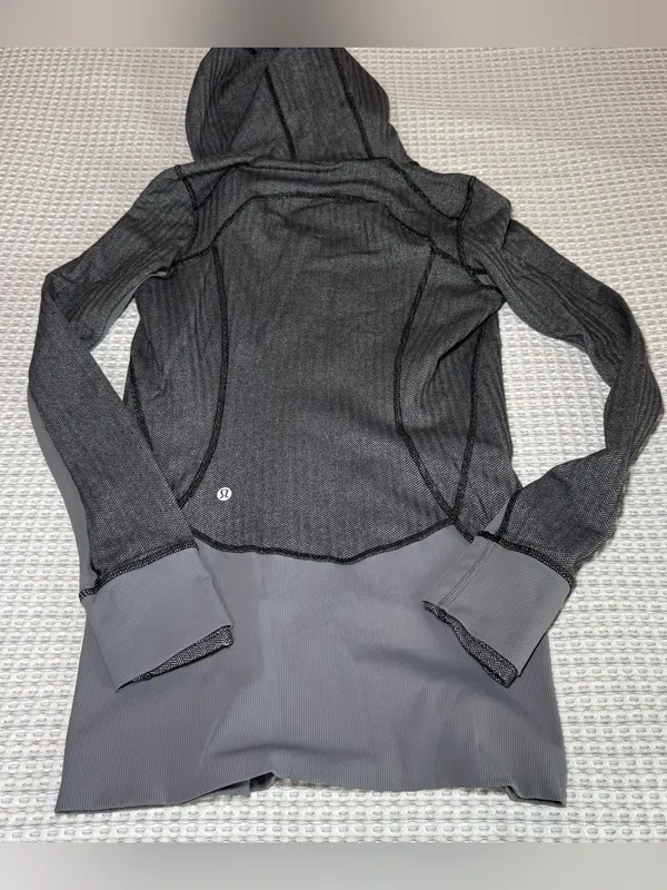 Lululemon Jacket Womens 6 Gray Daily Practice Hooded Full Zip Flecked Athletic - Image 9