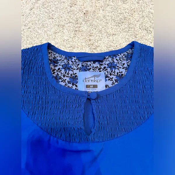 Dansko Royal Blue Smocked‎ Neck Keyhole Scrub Top Women's M - Image 2