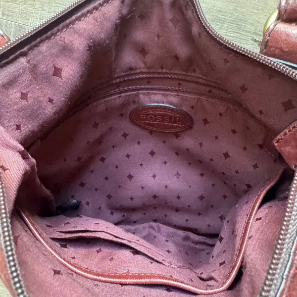 Fossil Burgundy Lamb Hide Leather Crossbody Messenger Bag ZB5524 Brass Key Charm - Image 4