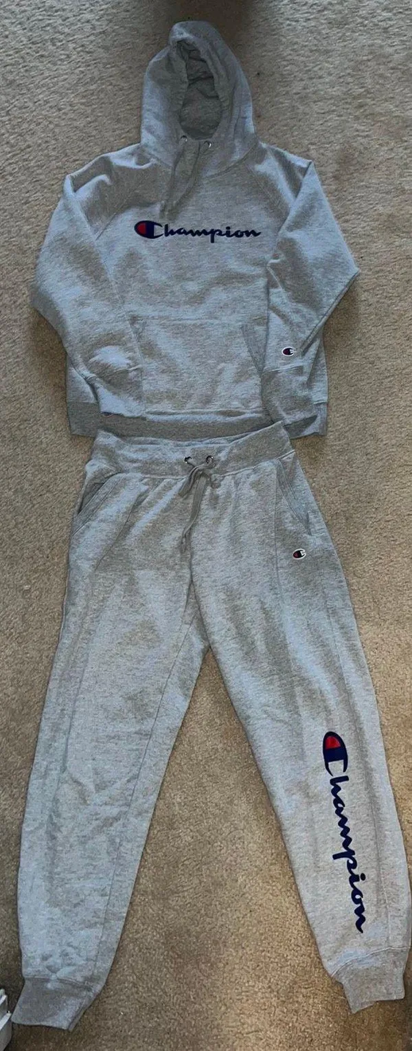 Champion Sweatsuit - Image 2