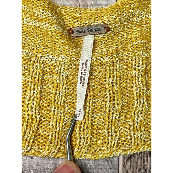 Free People Bombshell Cropped Knitted Sleeveless Top Mustard Yellow sz Small‎ - Image 7