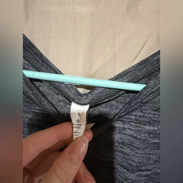 Lululemon tank top - Image 2