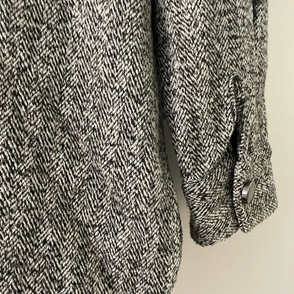 Zara Gray Button-Up Shirt - Image 11