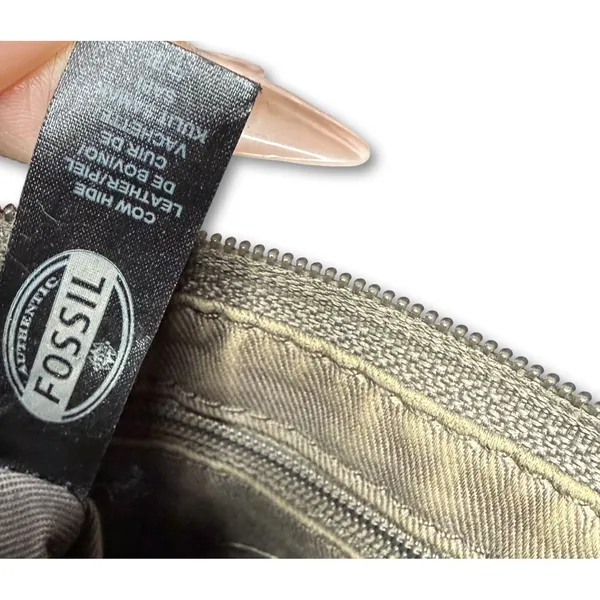 Fossil Purse Crossbody Grey Pebbled Leather‎ Purse Adjustable Strap Zip Pockets - Image 10