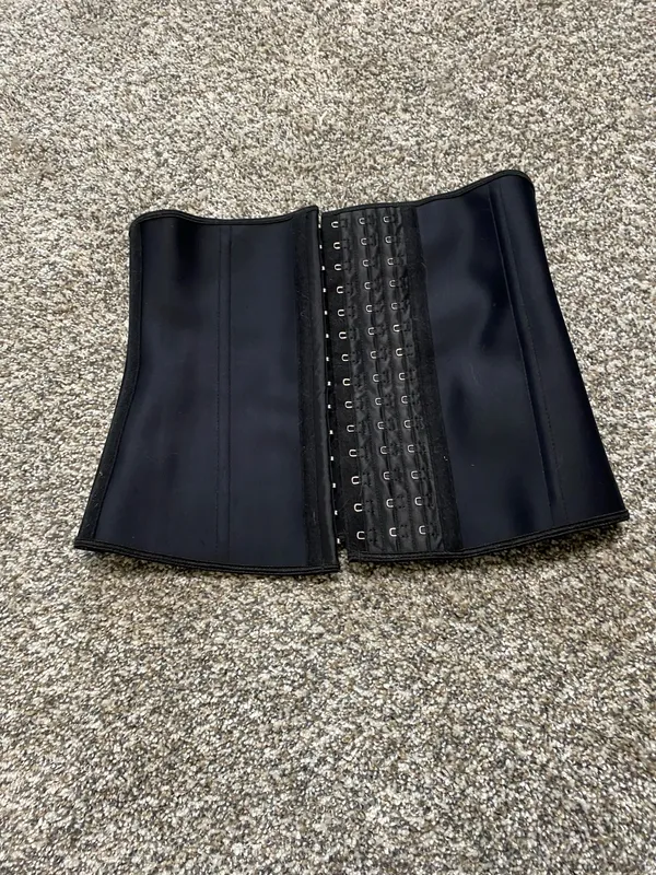 YIANNA Black Latex Underbust Sport Waist Trainer - Image 4