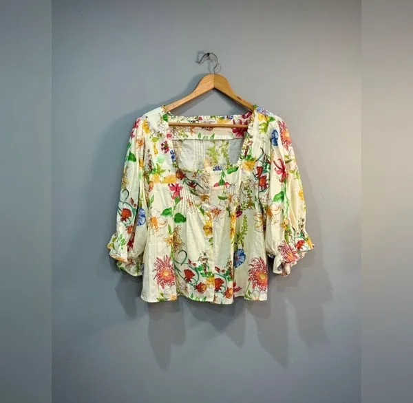 Floral Laura Ashley Linen Blend Button Up Blouse Size M EUC - Image 3