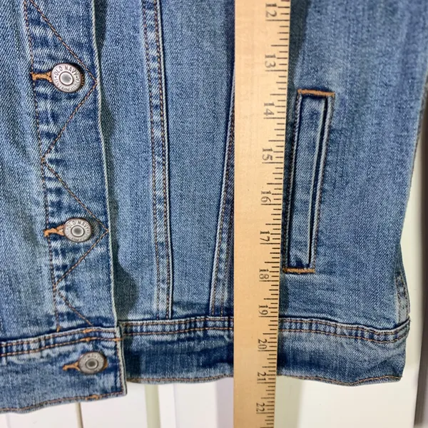 Old‎ Navy Womens Classic Denim Jacket Medium Authentic Wash Blue S Amerians - Image 7