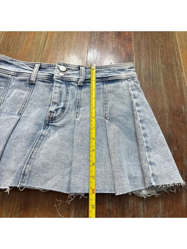 GB Light Blue Denim Mini Skort Pleated Size Small NWT - Image 12