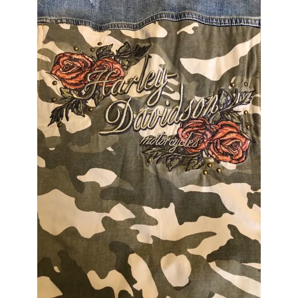 Harley Davidson Vintage Stud Denim Vest Size M Blue Camo NWT - Image 5