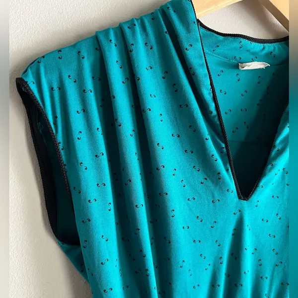 Vintage 70s Teal Mod Dress Abstract Print Cinched Waist Small - Image 3