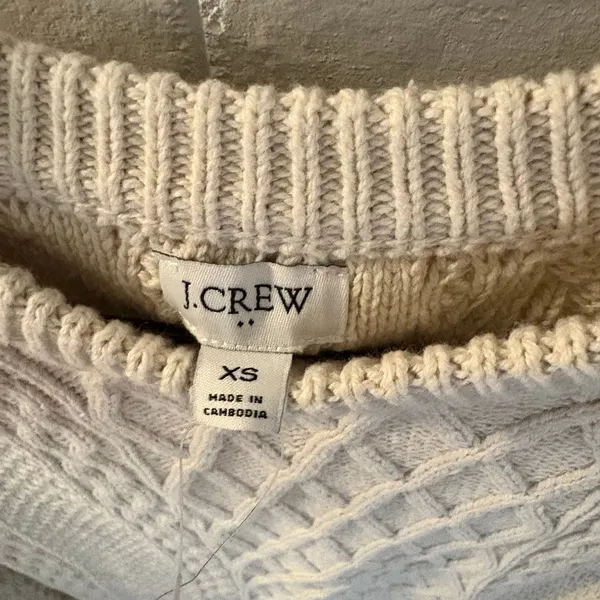 J. Crew Factory Cream Cable Knit Raglan Crewneck Sweater XS Cropped Preppy Cozy - Image 6