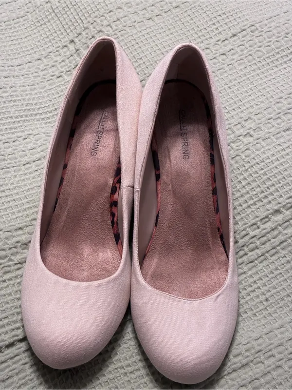 Women’s Wedge Pumps - Image 10