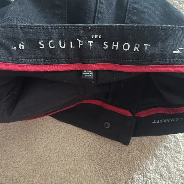 White House Black Market High Rise Sculpt‎ 5-Inch Black Denim Shorts size 6 - Image 2