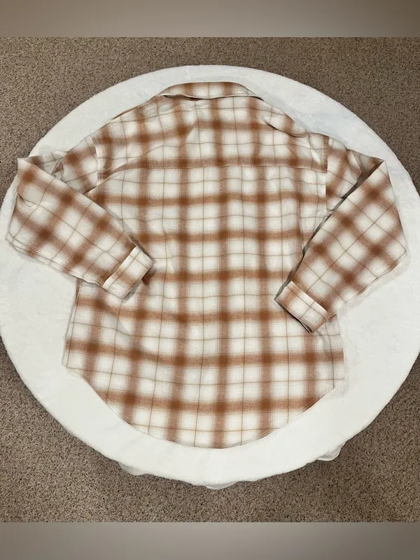 Aeropostale Tan & Cream Plaid Flannel Button Down Shirt - Small - Image 3