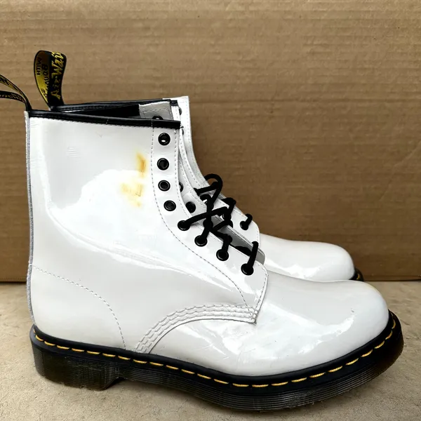 Dr. Martens 1460 Boots Combat 8 Eye Patent Leather Lace Up Block Heel White 11 - Image 2