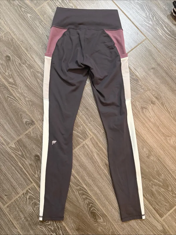 Fabletics On-The-Go Powerhold Colorblock high waisted Leggings XS Gray w/pockets - Image 5