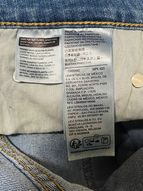 Levi’s 726 High-Rise Flare Split Hem Jeans 32 Everyone's a Winner Medium Wash - Image 4