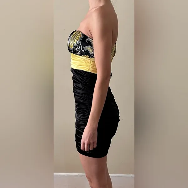 Speechless Strapless Ruched Dress - Image 6