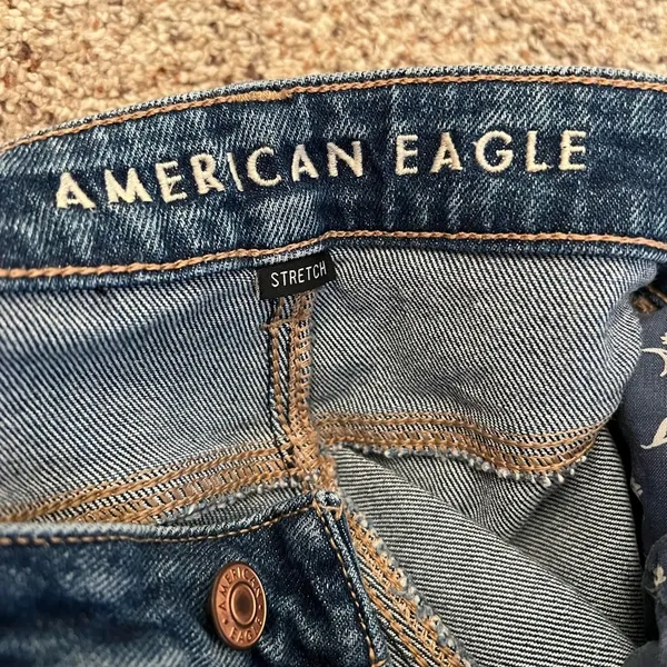 American Eagle Women’s Dark Wash Ripped Mom Jeans| Size: 4 long - Image 5