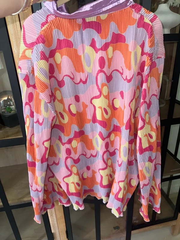 Peppermayo Groovy set long sleeve button down shirt top pleats shorts colorful psychedelic - Image 7