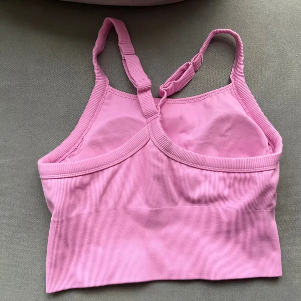 Alo Yoga Seamless Ribbed Favorite Bra Tank Candy Heart Pink M - Image 4