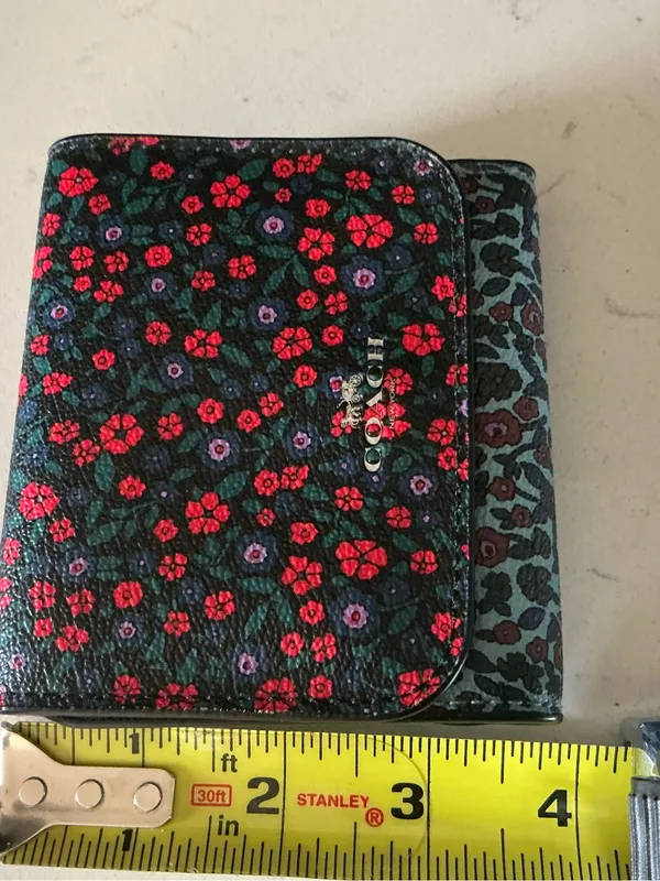 Coach trifold blue red floral coated leather wallet - Image 9
