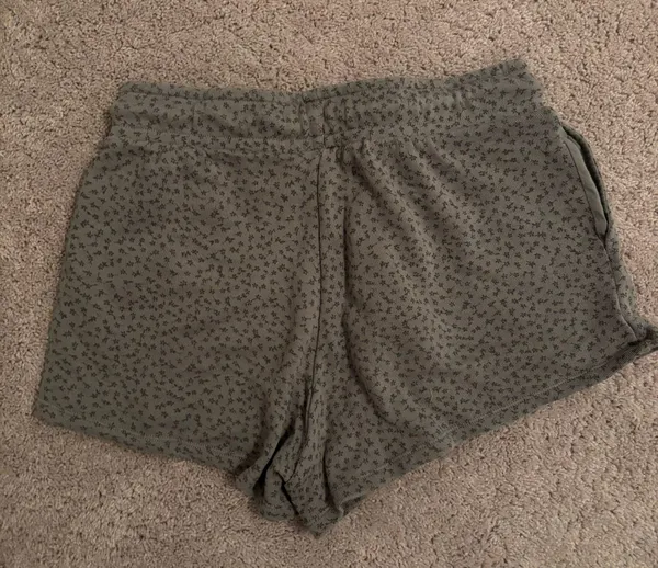 Outfitters Shorts - Image 2