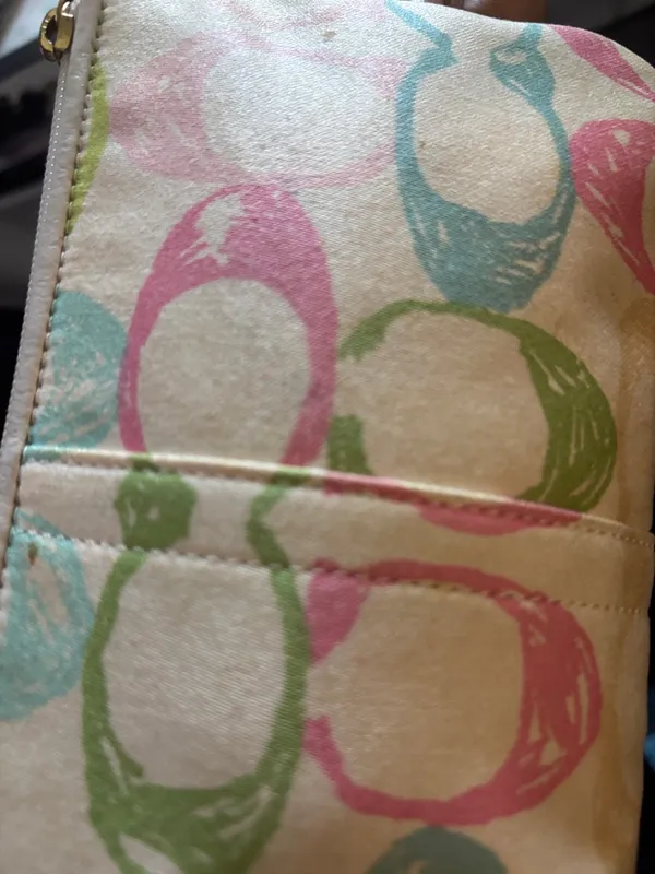 a vintage Coach Y2K pastel scribble wristlet ivory Canvas bag - Image 12