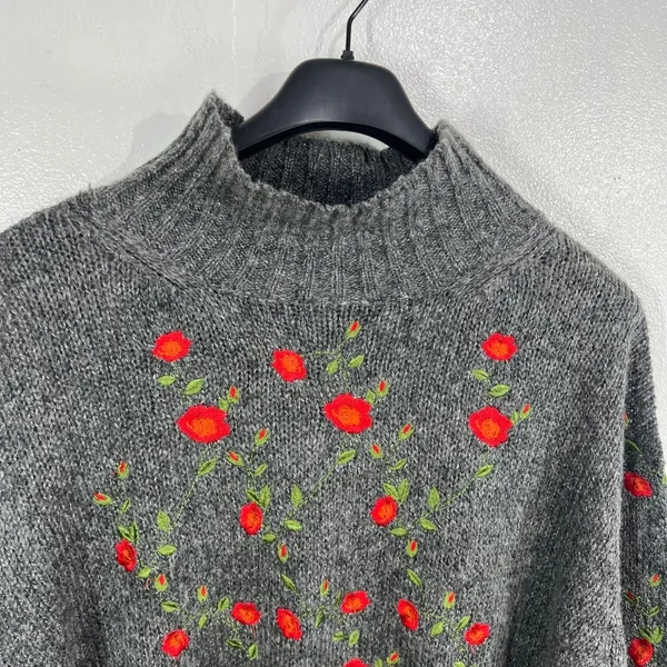 Umgee Floral Embroidered Mock Neck Sweater Women Gray Cottagecore Cozy‎ Boxy - Image 6