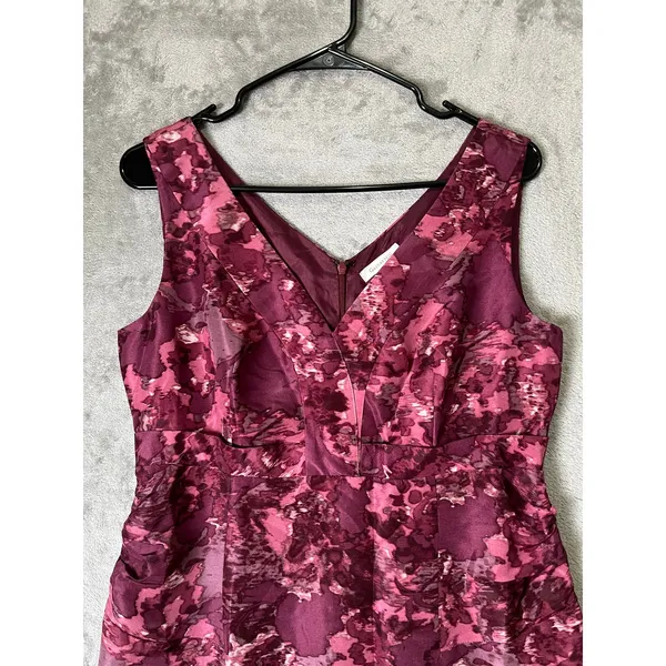 Garnet Hill 100% Silk Sheath Dress Floral Sleeveless V Neck Lined Size 8 Wedding - Image 2