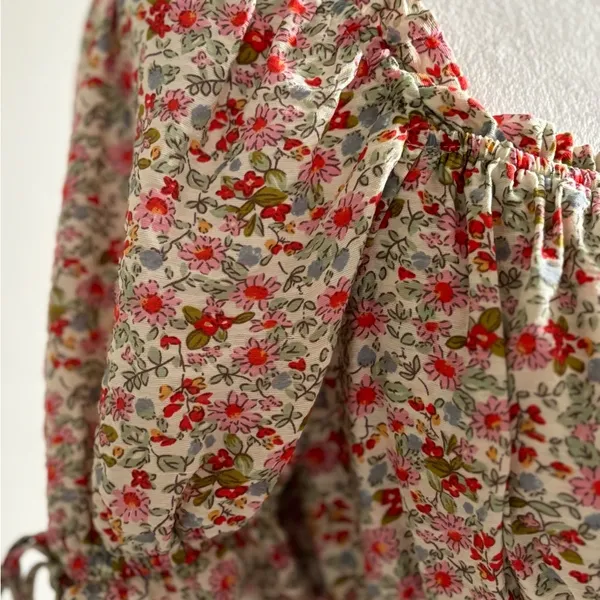 Suite Floral Ruffled Crop Top Size XS - Image 7