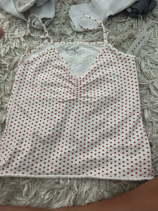 Brandy Melville Heart Tank Top - Image 2