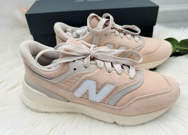New Balance 997R Sneakers in Light Peach, Size 9.5/EU 41.5 - Image 3