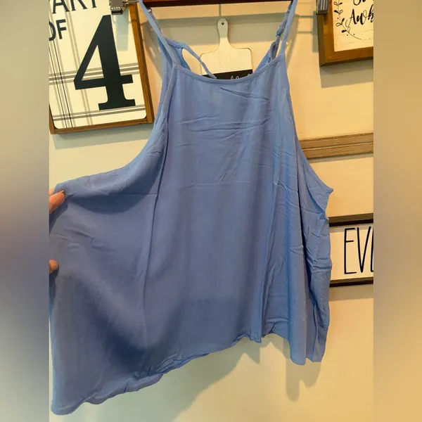 NWT ultra Flirt tank top size large - Image 2