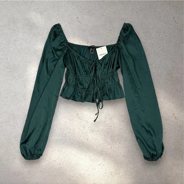 NWT Forever 21 Satin Tie Front Blouse Women's S Green Fairy Princess Cottagecore - Image 2