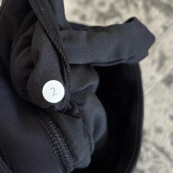 Lululemon Both Ways Adjustable Longline Sports Bra Luxtreme Womens size 2 - Image 4
