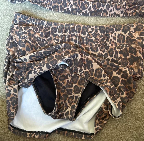 Nicole Miller Leopard print two piece tankini swim set - Image 2