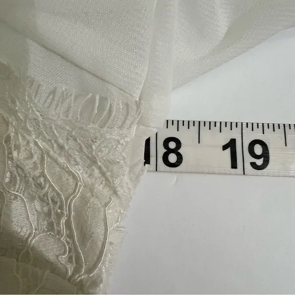 New York & Company White Lace Sheer Long Sleeve Blouse Small - Image 6
