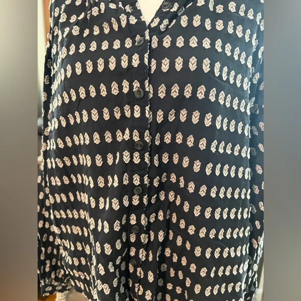 Pilco and the Letterpress- Anthropologie Textured Cotton Blouse - Image 3