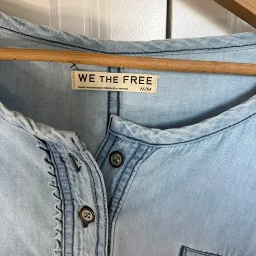 We The Free Denim Dreaming Pullover size M oversize - Image 3