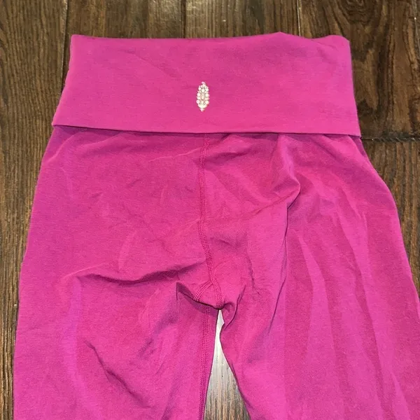 FREE PEOPLE movement pink leggings size xSmall - Image 6