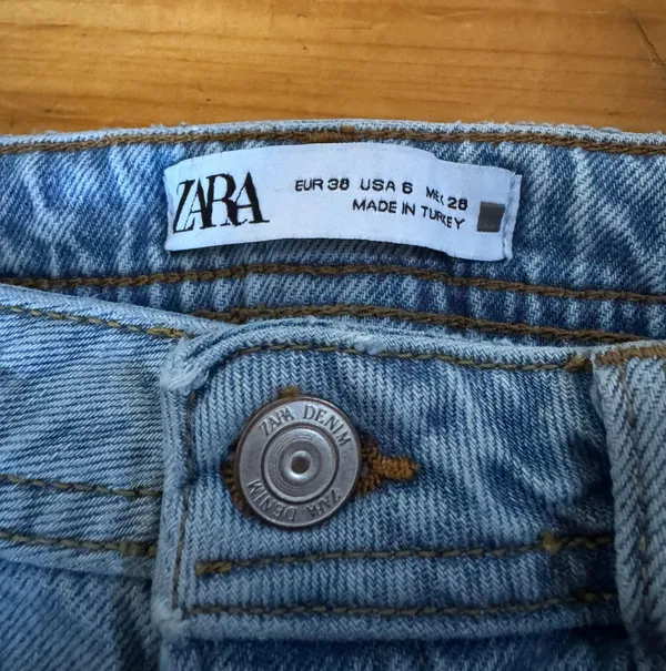 Zara Jeans - Image 5