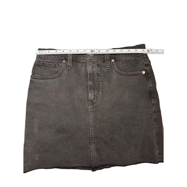 Madewell Stretch Denim Straight Mini Skirt in‎ Ashcraft Wash: Raw-Hemmed Edition - Image 6