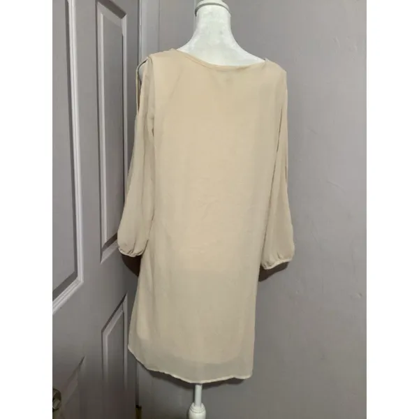 Lulus Beige Long Sleeve Slit Shift Mini Dress V-Neck Pullover M - Image 6