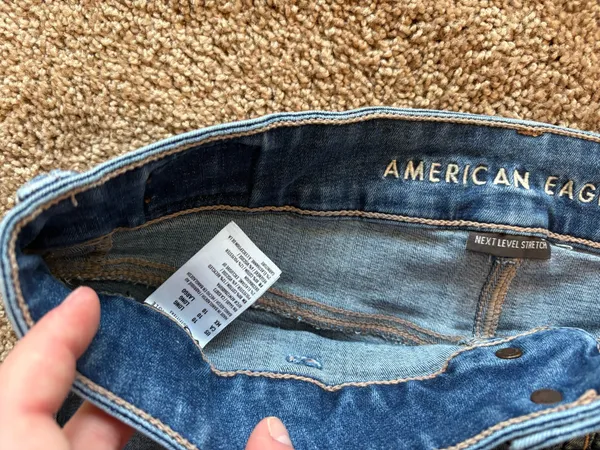 American Eagle Jeans - Image 4