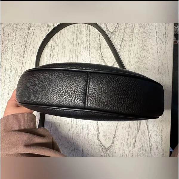Michael Kors Black Leather Purse - Image 10