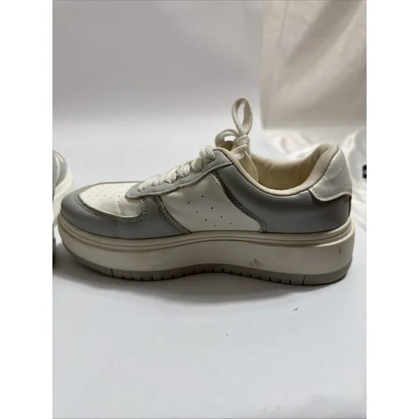 Madden Girl Natlie Sneakers Womens Size 7M White Grey Preowned - Image 12