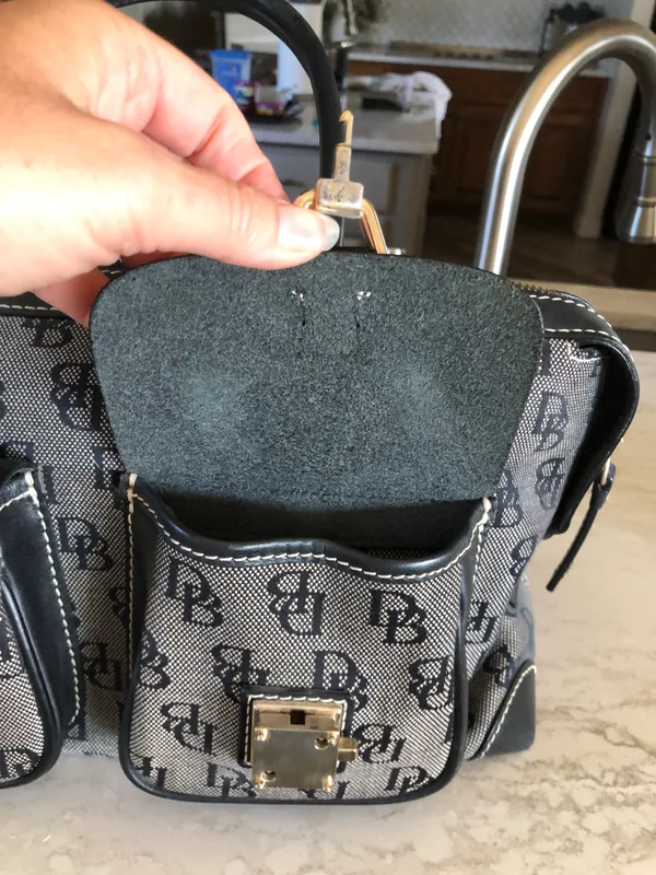 Dooney & Bourke Black Satchel Purse - Image 7