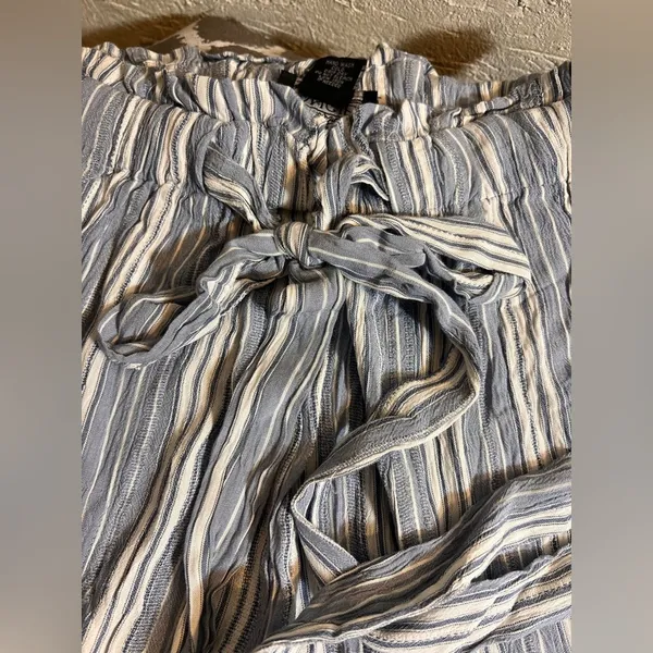 Angie Striped Pants NWT High Slit front w Belt Beach summer lightweight flowy - Image 3