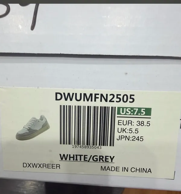DREAM PAIRS Women's Fashion Sneakers Walking Shoes Comfortable Low-Top Lace-Up - Image 3